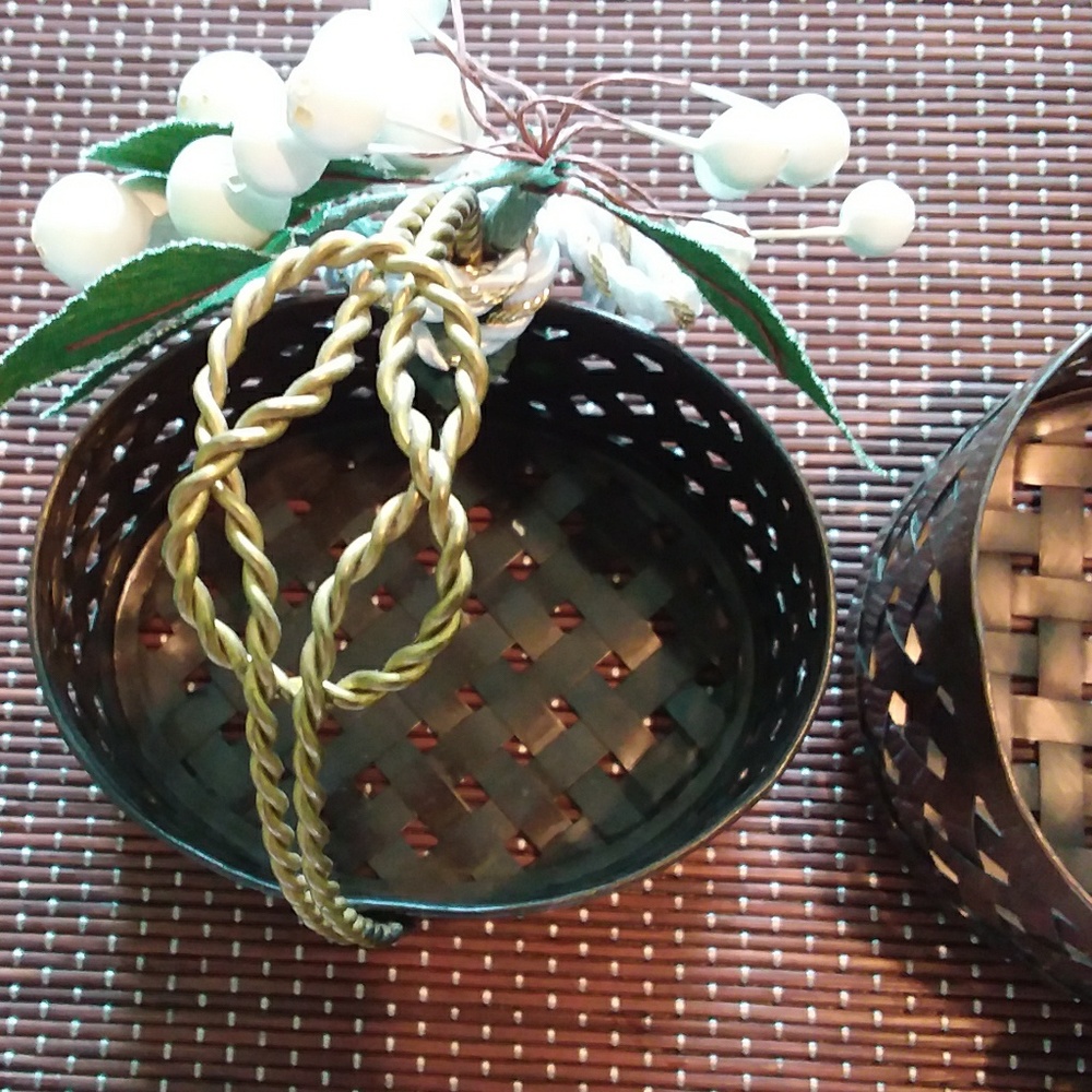 Metal Baskets - Picture 2 of 5